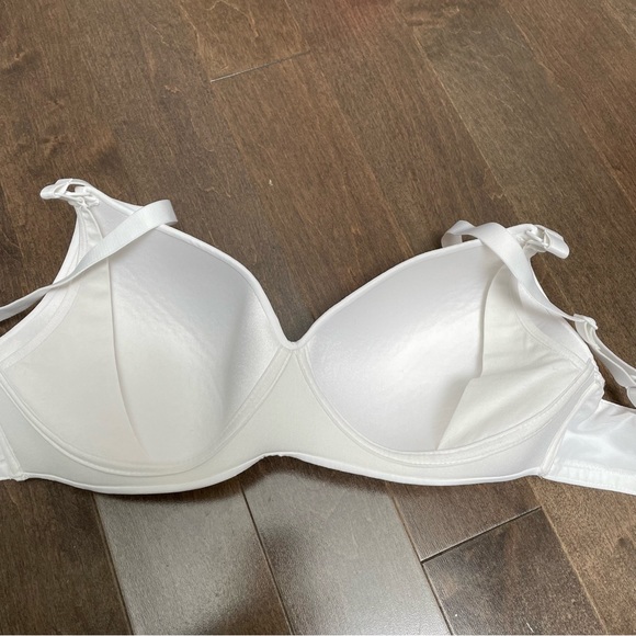 H&M Nursing Bra - Picture 3 of 6